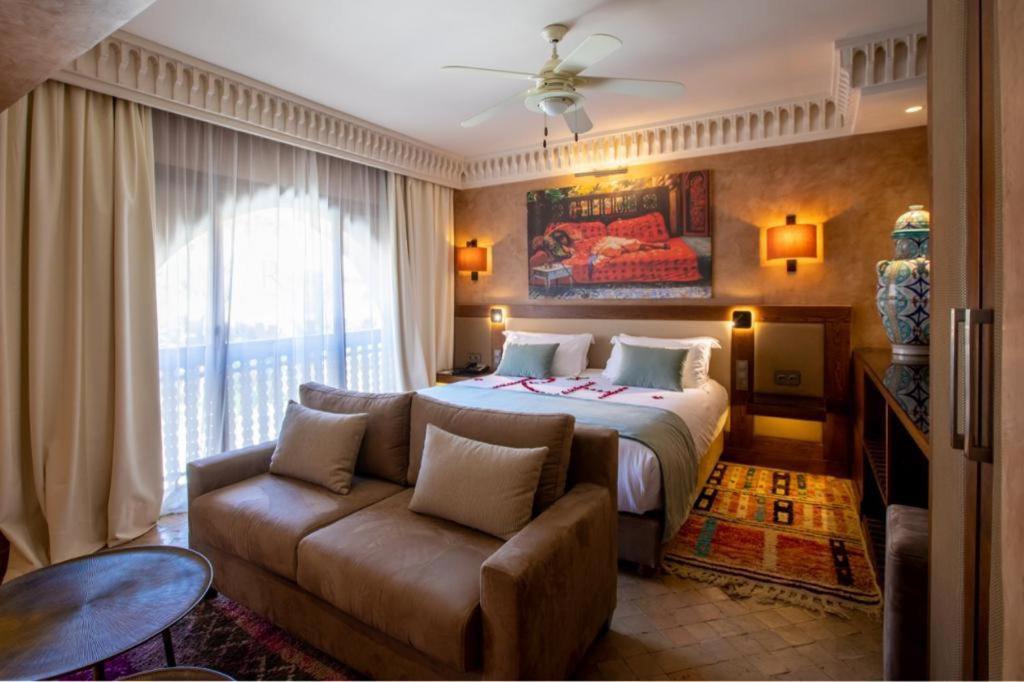 Les Jardins De La Koutoubia Hotel Marrakesh Eksteriør billede A room at the hotel