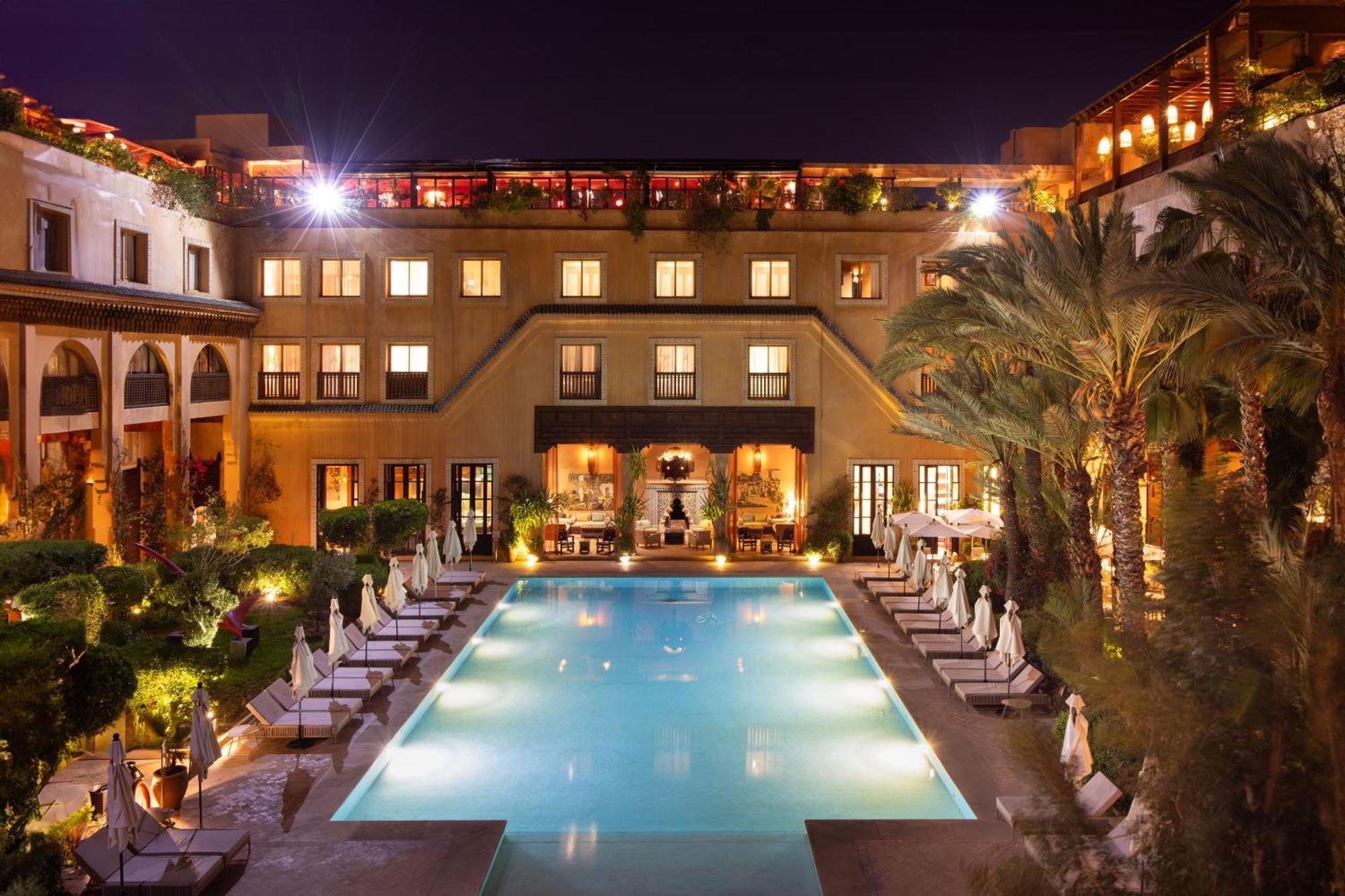 Les Jardins De La Koutoubia Hotel Marrakesh Eksteriør billede The swimming pool at the hotel