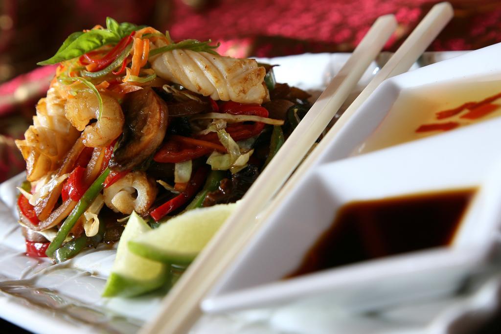 Les Jardins De La Koutoubia Hotel Marrakesh Eksteriør billede Chop sticks